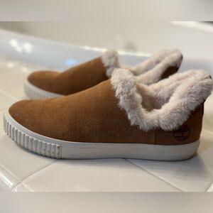 Timberland Tan Suede Slip-On with White Fur